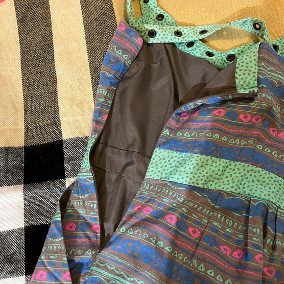 I HEART RONSON SUMMER PRINT DRESS PINK GRAY GREEN SIZE M MEDIUM RIVETS AZTEC - Picture 8 of 11